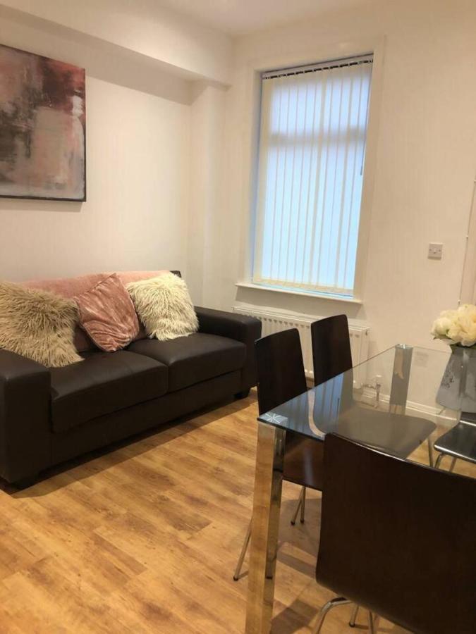 Lovely 4-Bed House In Anfield All En-Suite Liverpool Eksteriør bilde