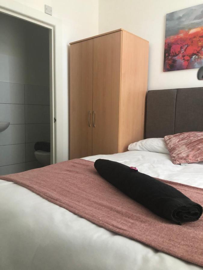 Lovely 4-Bed House In Anfield All En-Suite Liverpool Eksteriør bilde